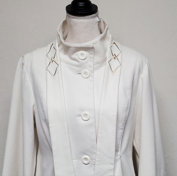 Simply Chloe Dao Off-White Cropped Flared Pleated Bell Sleeve Belted Jacket M - Picture 15 of 16